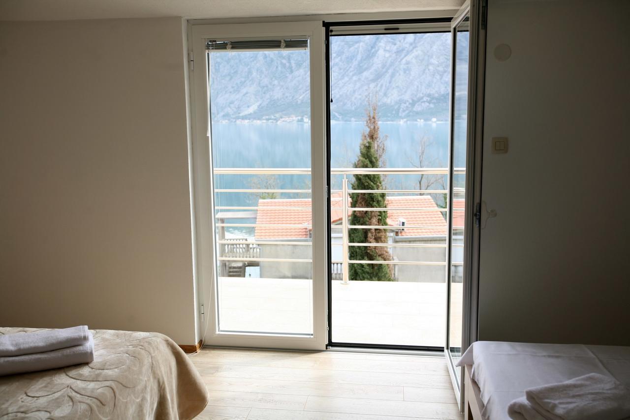 Ruza Apartments Kotor Luaran gambar