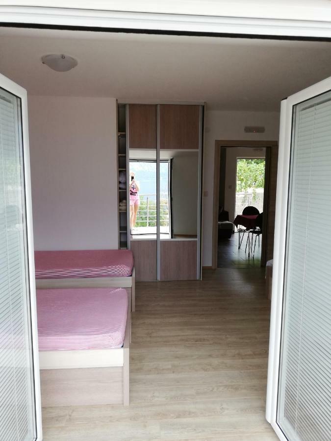 Ruza Apartments Kotor Luaran gambar