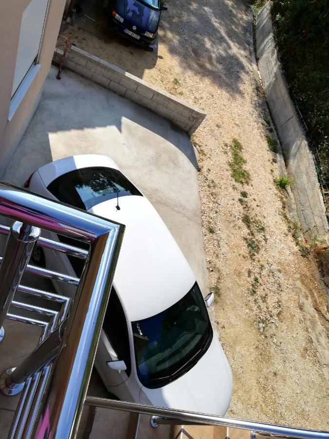 Ruza Apartments Kotor Luaran gambar